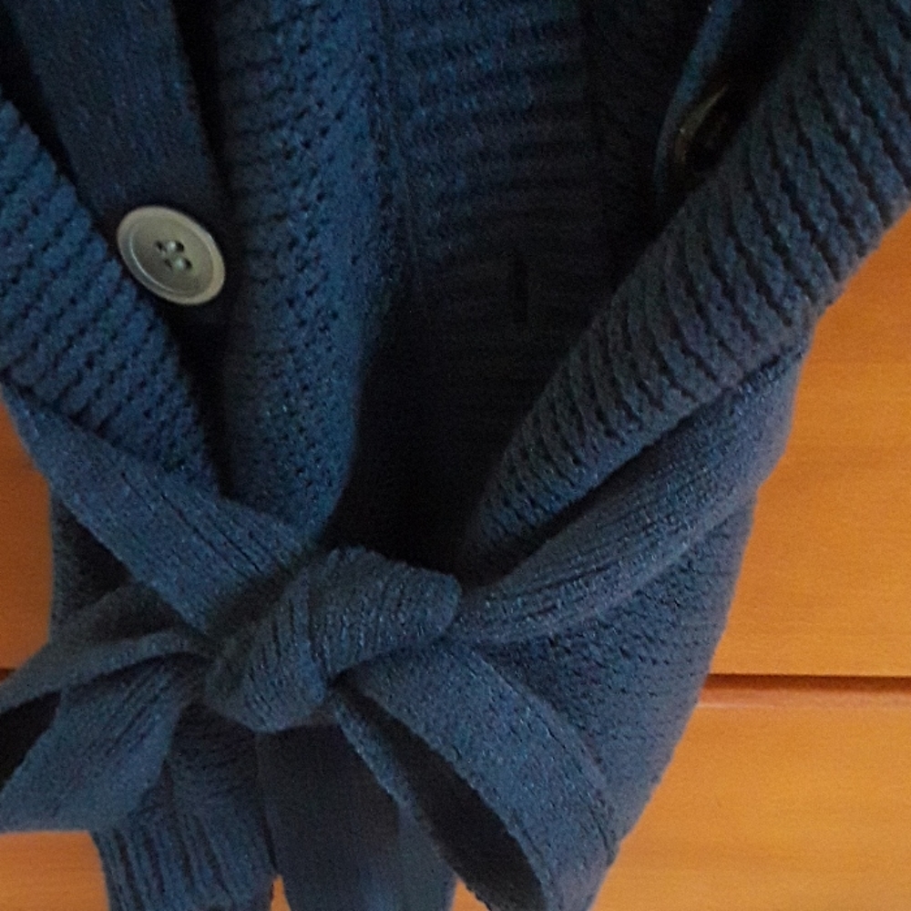 Sweater - Picture 3 of 3